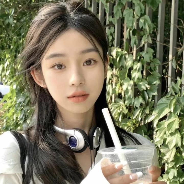 爱在初春惊变时